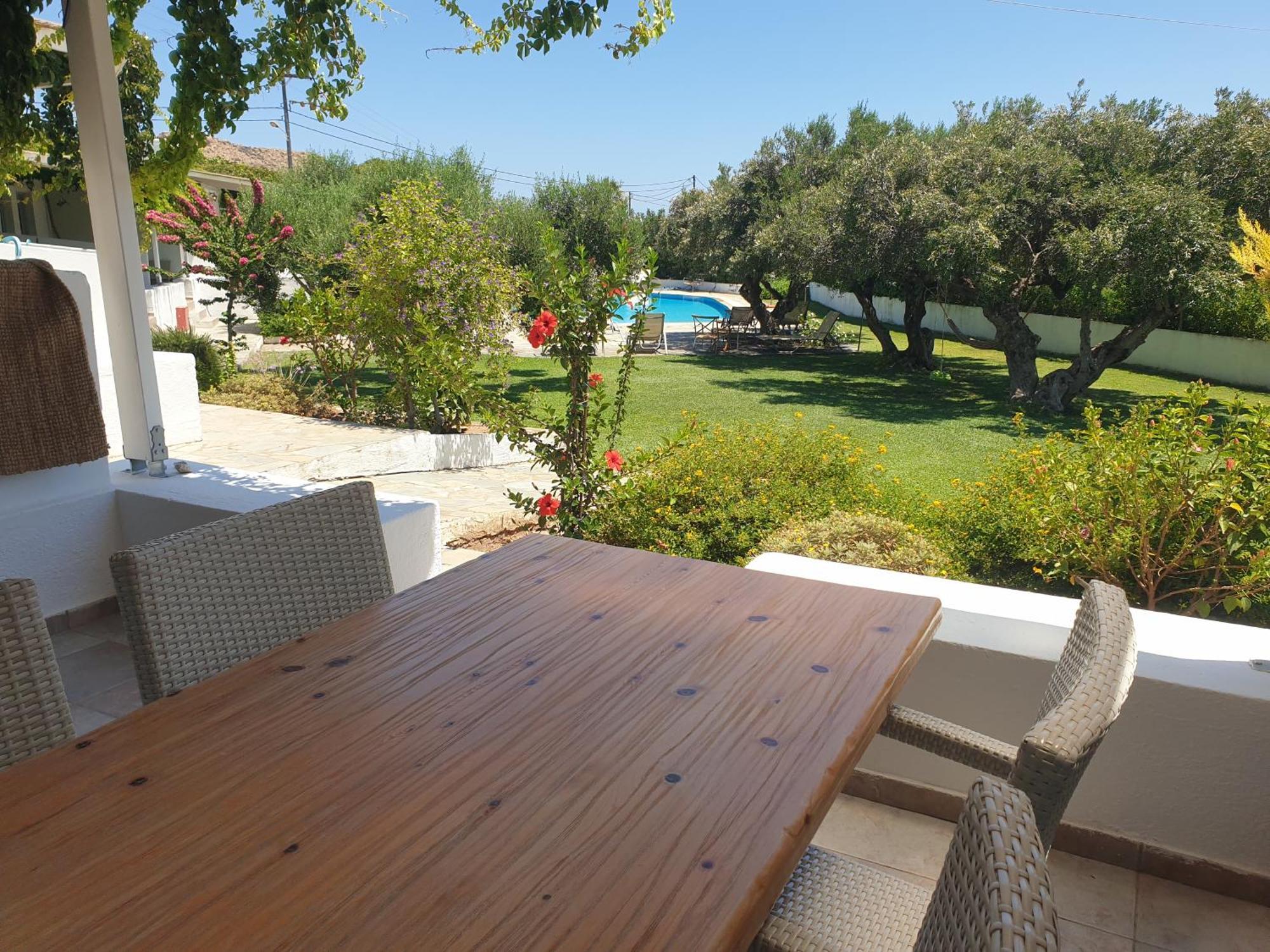 פלקסטרון Aeolus Pool Apts מראה חיצוני תמונה