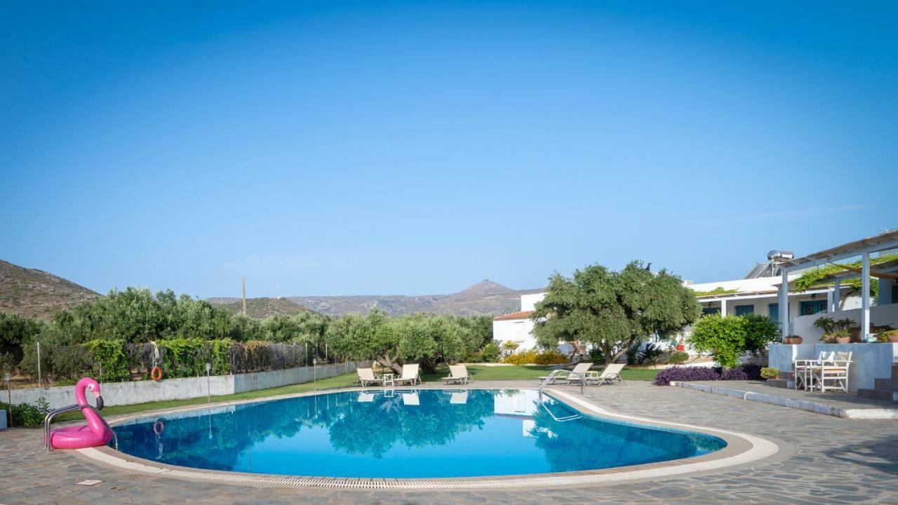 פלקסטרון Aeolus Pool Apts מראה חיצוני תמונה
